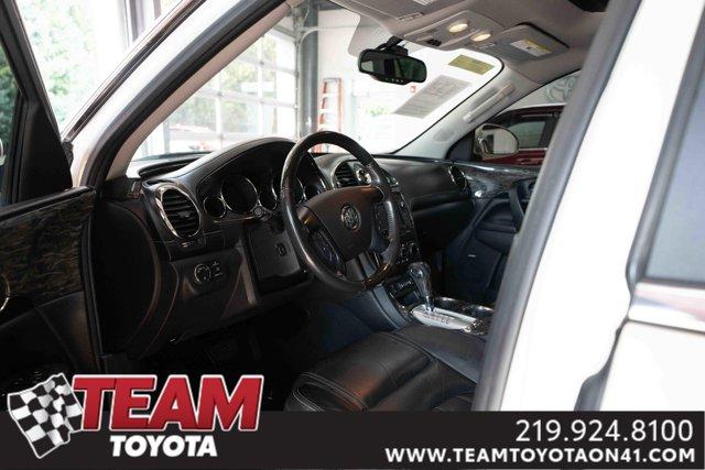 used 2014 Buick Enclave car, priced at $10,000