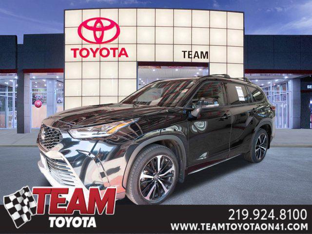 used 2022 Toyota Highlander car, priced at $37,300