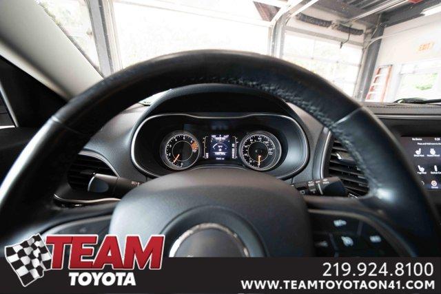 used 2020 Jeep Cherokee car, priced at $18,100