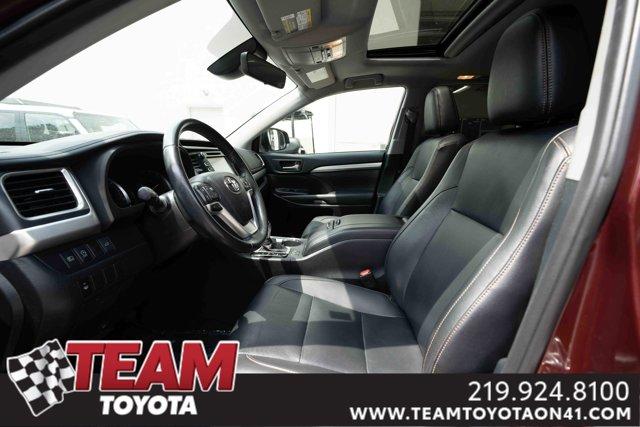 used 2019 Toyota Highlander car, priced at $24,400