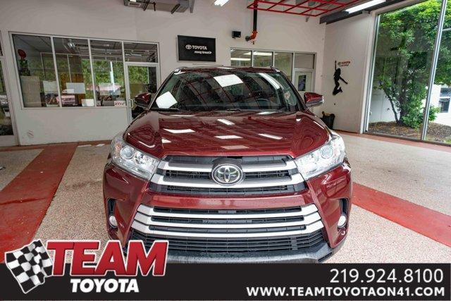 used 2019 Toyota Highlander car, priced at $24,400