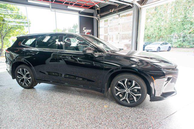 used 2025 Toyota Crown Signia car, priced at $37,000