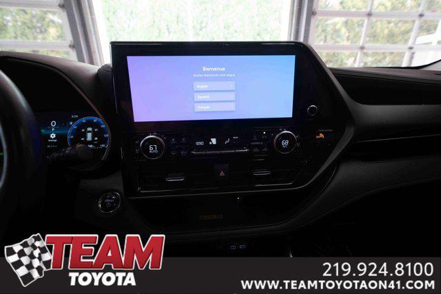 used 2023 Toyota Highlander Hybrid car, priced at $42,000