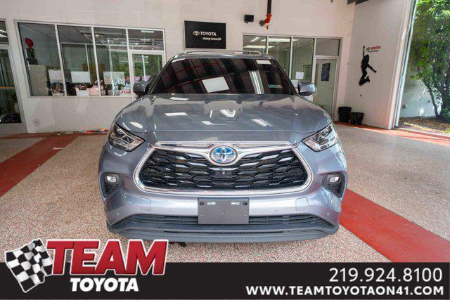 used 2023 Toyota Highlander Hybrid car, priced at $42,000