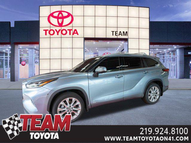 used 2023 Toyota Highlander Hybrid car, priced at $42,000