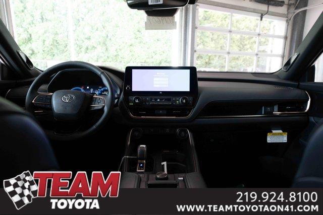 new 2025 Toyota Grand Highlander Hybrid car, priced at $64,242