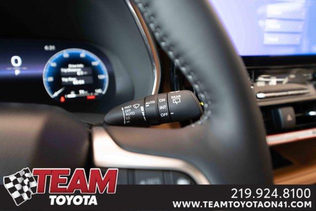 new 2025 Toyota Highlander car, priced at $55,500