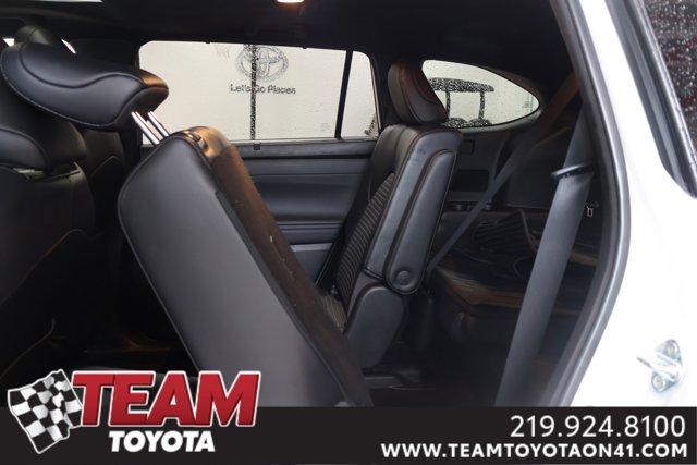 used 2023 Toyota Highlander car, priced at $39,900