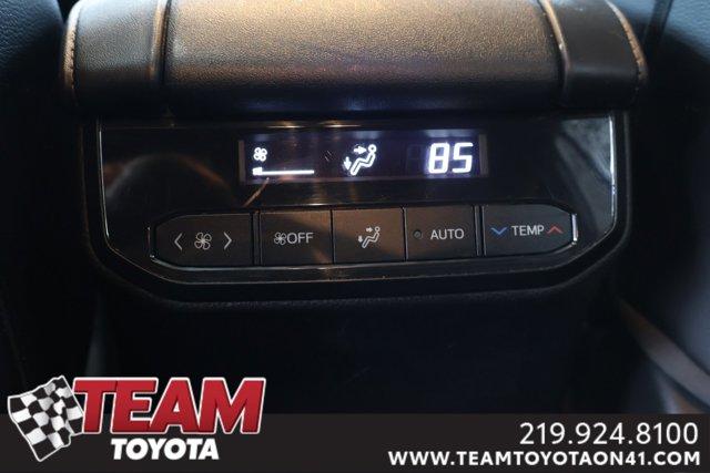 used 2023 Toyota Highlander car, priced at $39,900