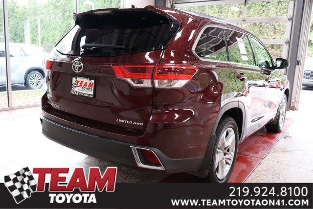 used 2018 Toyota Highlander car, priced at $28,800