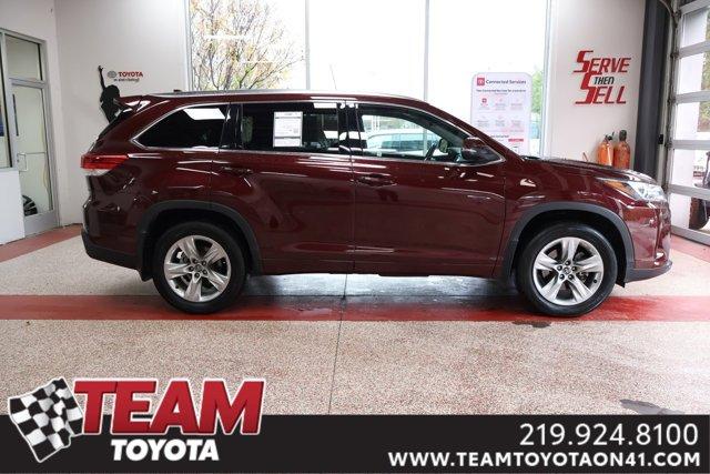 used 2018 Toyota Highlander car, priced at $28,800