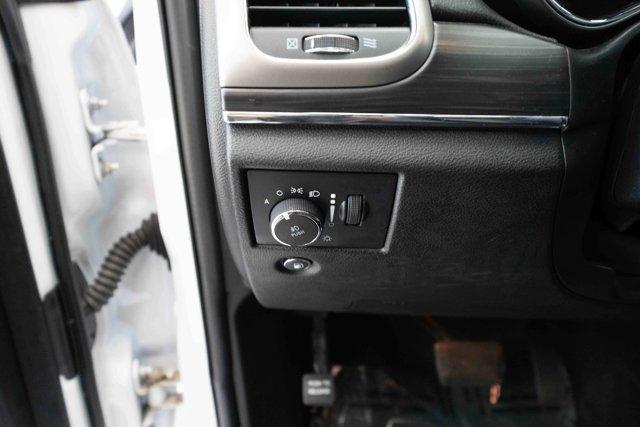 used 2022 Jeep Grand Cherokee car, priced at $23,300