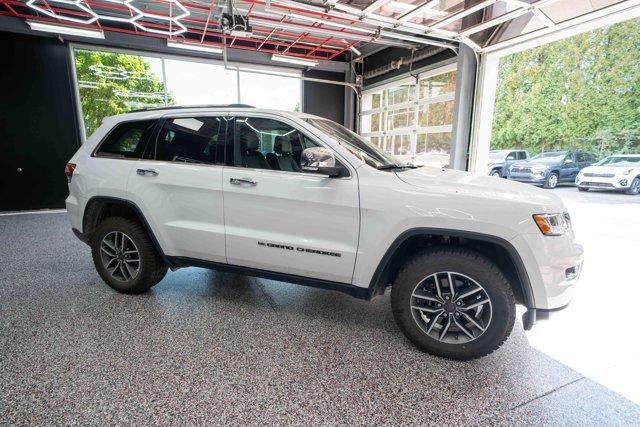 used 2022 Jeep Grand Cherokee car, priced at $23,300