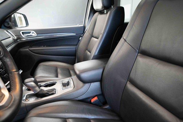 used 2022 Jeep Grand Cherokee car, priced at $23,300