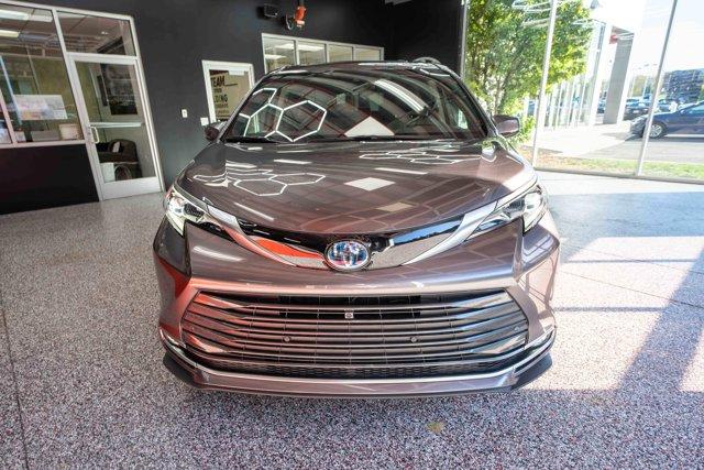 used 2024 Toyota Sienna car, priced at $55,500
