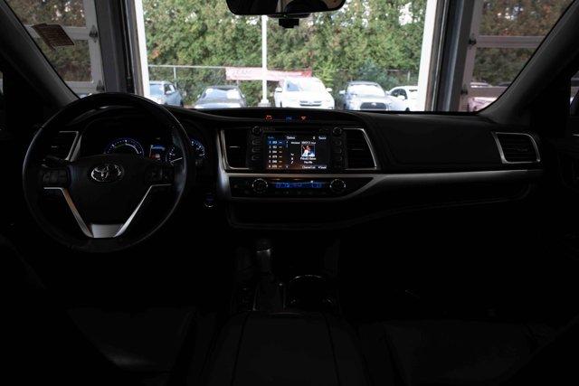 used 2017 Toyota Highlander Hybrid car, priced at $23,200