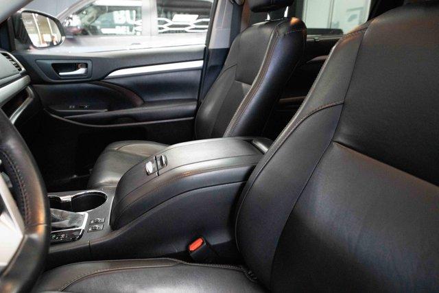 used 2017 Toyota Highlander Hybrid car, priced at $23,200