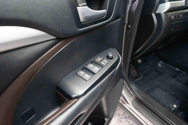 used 2017 Toyota Highlander Hybrid car, priced at $23,200