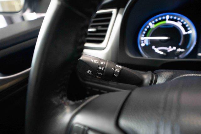 used 2017 Toyota Highlander Hybrid car, priced at $23,200