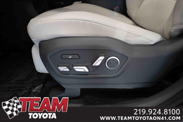 used 2024 Hyundai Santa Fe car, priced at $39,900