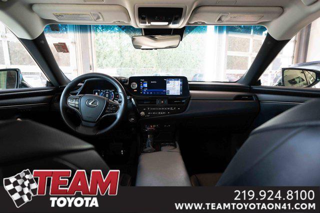 used 2022 Lexus ES 250 car, priced at $31,700