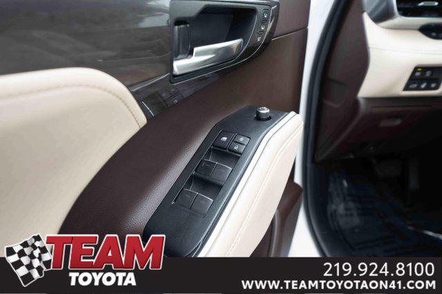 used 2022 Toyota Highlander car, priced at $37,300