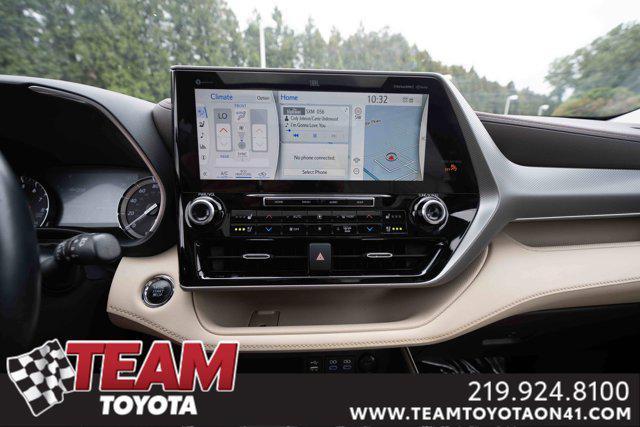 used 2022 Toyota Highlander car, priced at $37,300