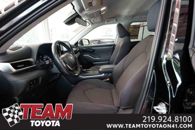 used 2023 Toyota Highlander car, priced at $29,200