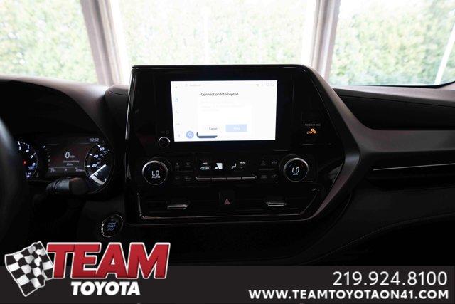 used 2023 Toyota Highlander car, priced at $29,200