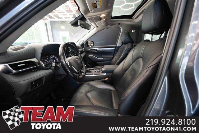 used 2022 Toyota Highlander car, priced at $35,000