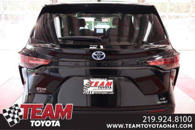 used 2022 Toyota Sienna car, priced at $38,300