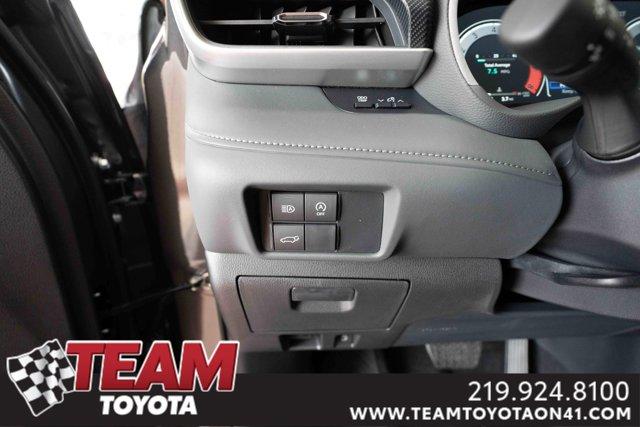 new 2025 Toyota Highlander car, priced at $49,158