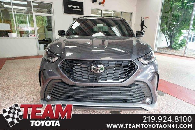 new 2025 Toyota Highlander car, priced at $49,158
