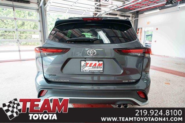 new 2025 Toyota Highlander car, priced at $49,158