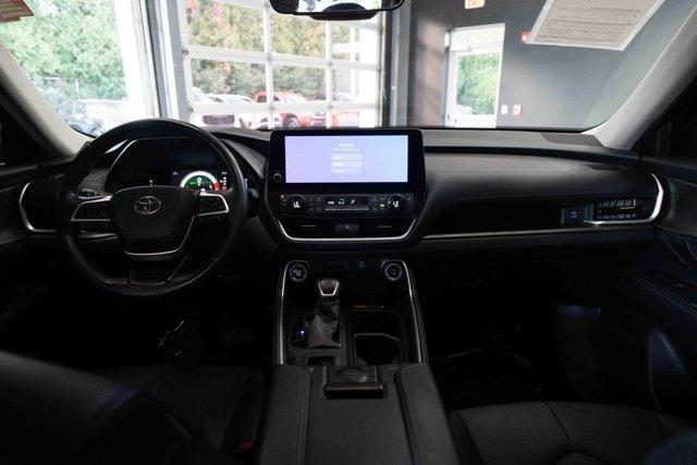 used 2024 Toyota Grand Highlander car, priced at $41,400