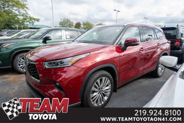 used 2024 Toyota Highlander car, priced at $48,800