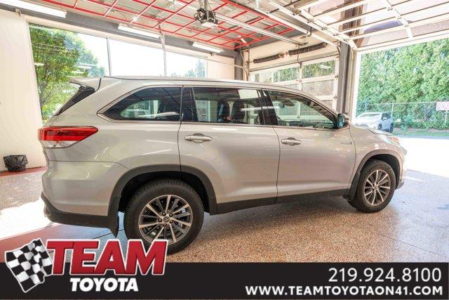 used 2019 Toyota Highlander Hybrid car, priced at $26,000