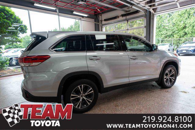 used 2019 Toyota Highlander car, priced at $26,600