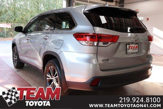 used 2019 Toyota Highlander car, priced at $27,700