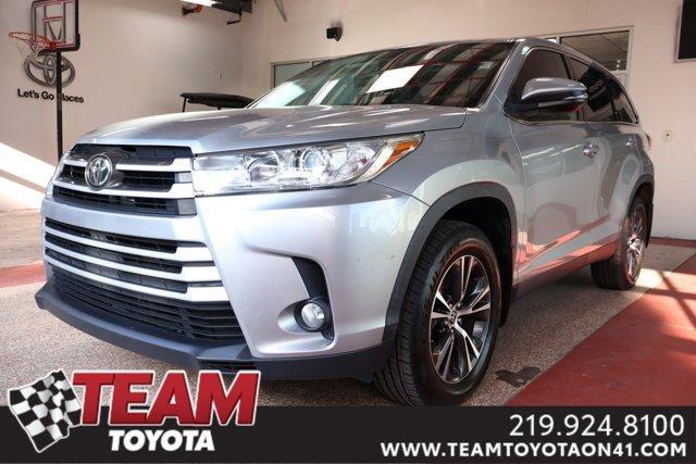 used 2019 Toyota Highlander car, priced at $27,700