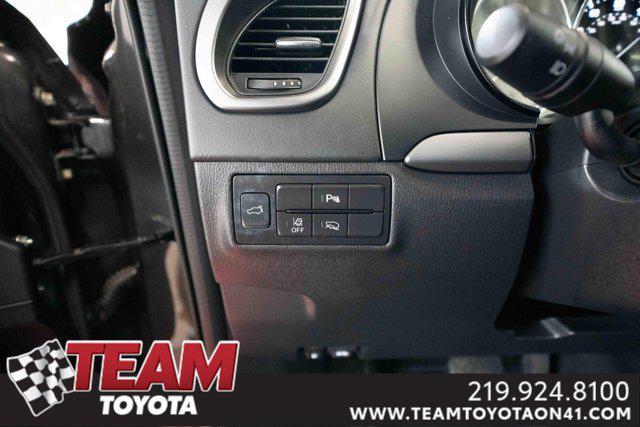 used 2022 Mazda CX-9 car, priced at $27,200
