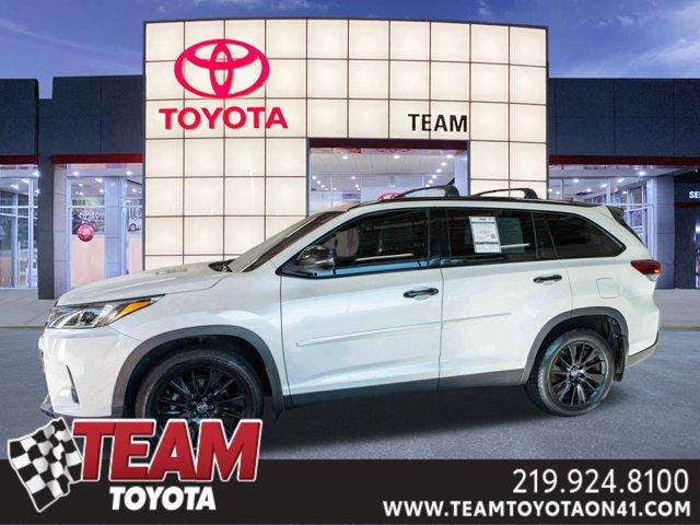 used 2019 Toyota Highlander car, priced at $26,300