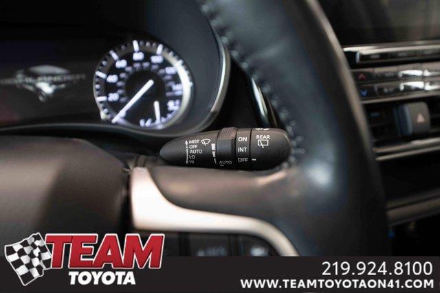 used 2022 Toyota Highlander car, priced at $37,900