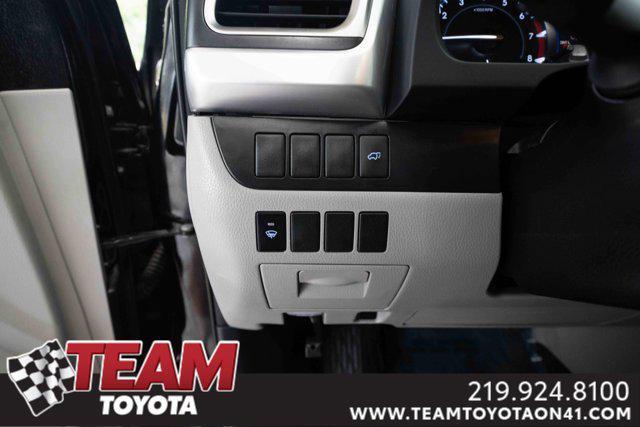 used 2015 Toyota Highlander car, priced at $11,100