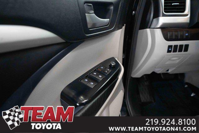 used 2015 Toyota Highlander car, priced at $11,100