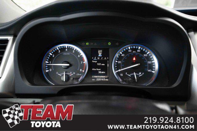 used 2015 Toyota Highlander car, priced at $11,100