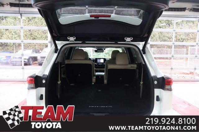 used 2021 Toyota Highlander Hybrid car, priced at $41,100