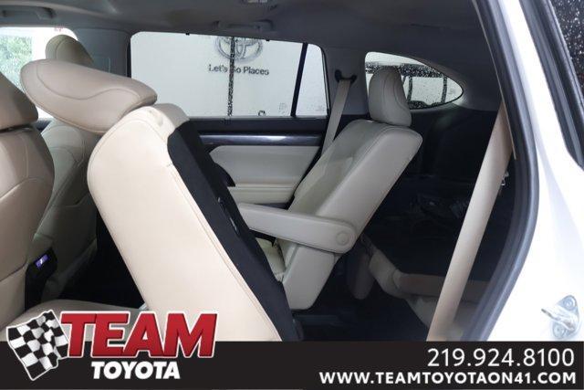 used 2021 Toyota Highlander Hybrid car, priced at $41,100