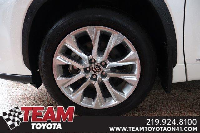 used 2021 Toyota Highlander Hybrid car, priced at $41,100