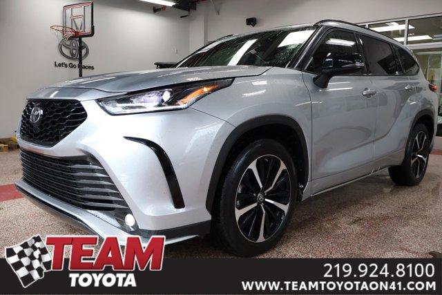 used 2022 Toyota Highlander car, priced at $36,300